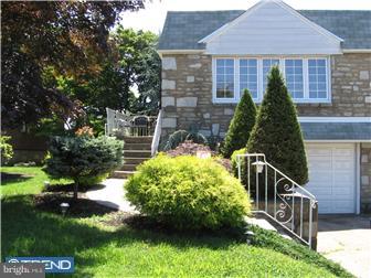 9943 Woodfern Road Philadelphia, PA 19115 - Photo 1 of 12 Exterior Front