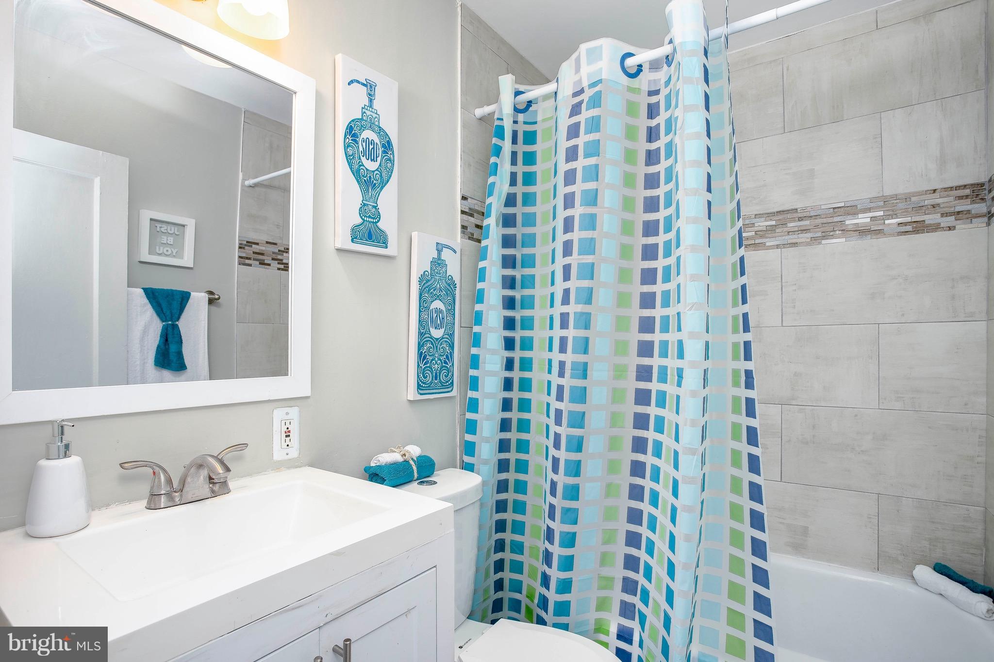501 Elmwood Road Baltimore, MD 21206 - Photo 22 of 30 Bath