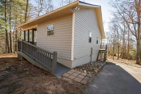 $349,900 | 878 Copperhead Road, Blairsville, GA 30512