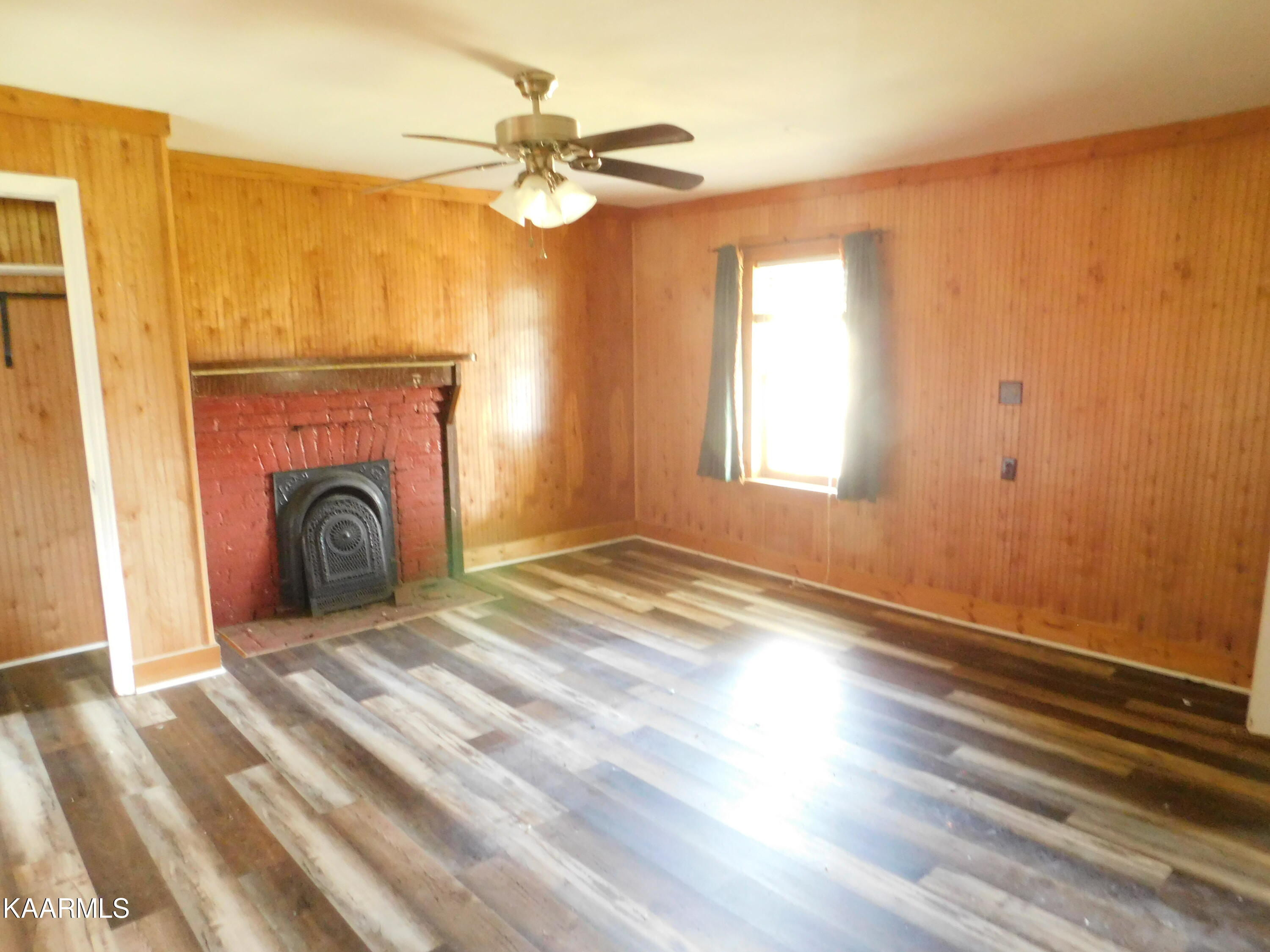 1374 Caylor Road Ewing, VA 24248 - Photo 18 of 45 DSCN6652