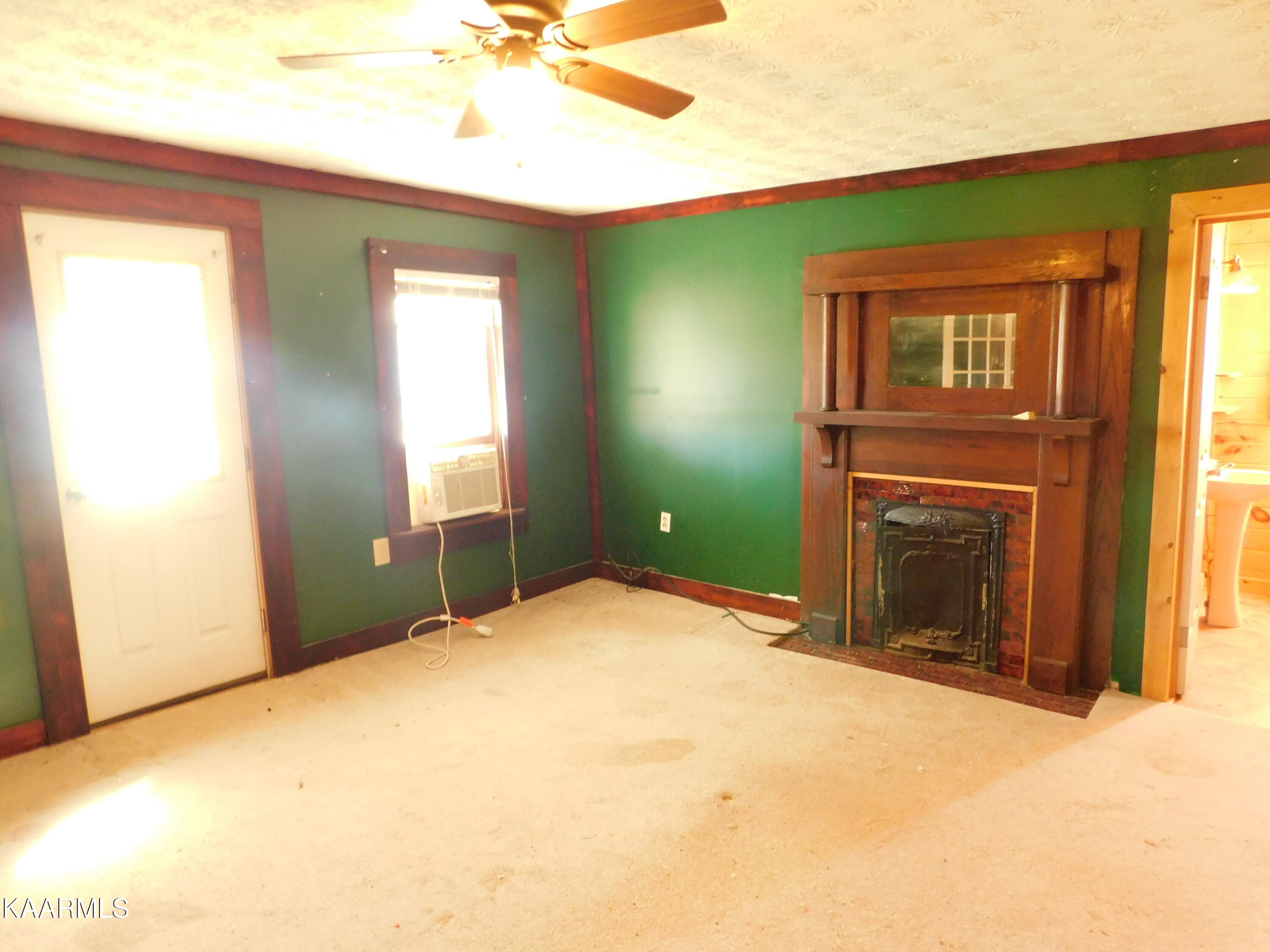 1374 Caylor Road Ewing, VA 24248 - Photo 20 of 45 DSCN6658
