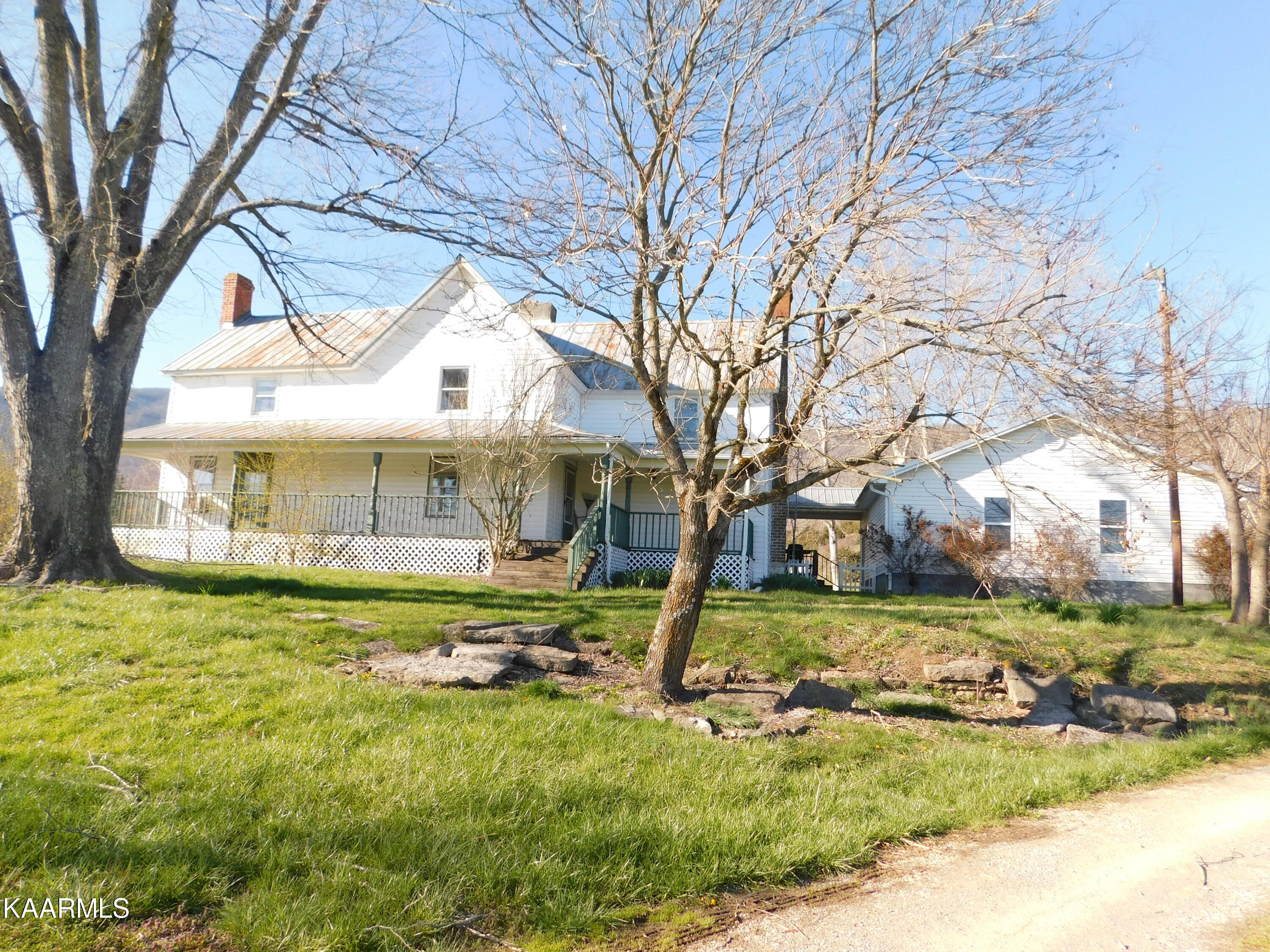 1374 Caylor Road Ewing, VA 24248 - Photo 2 of 45 DSCN6635