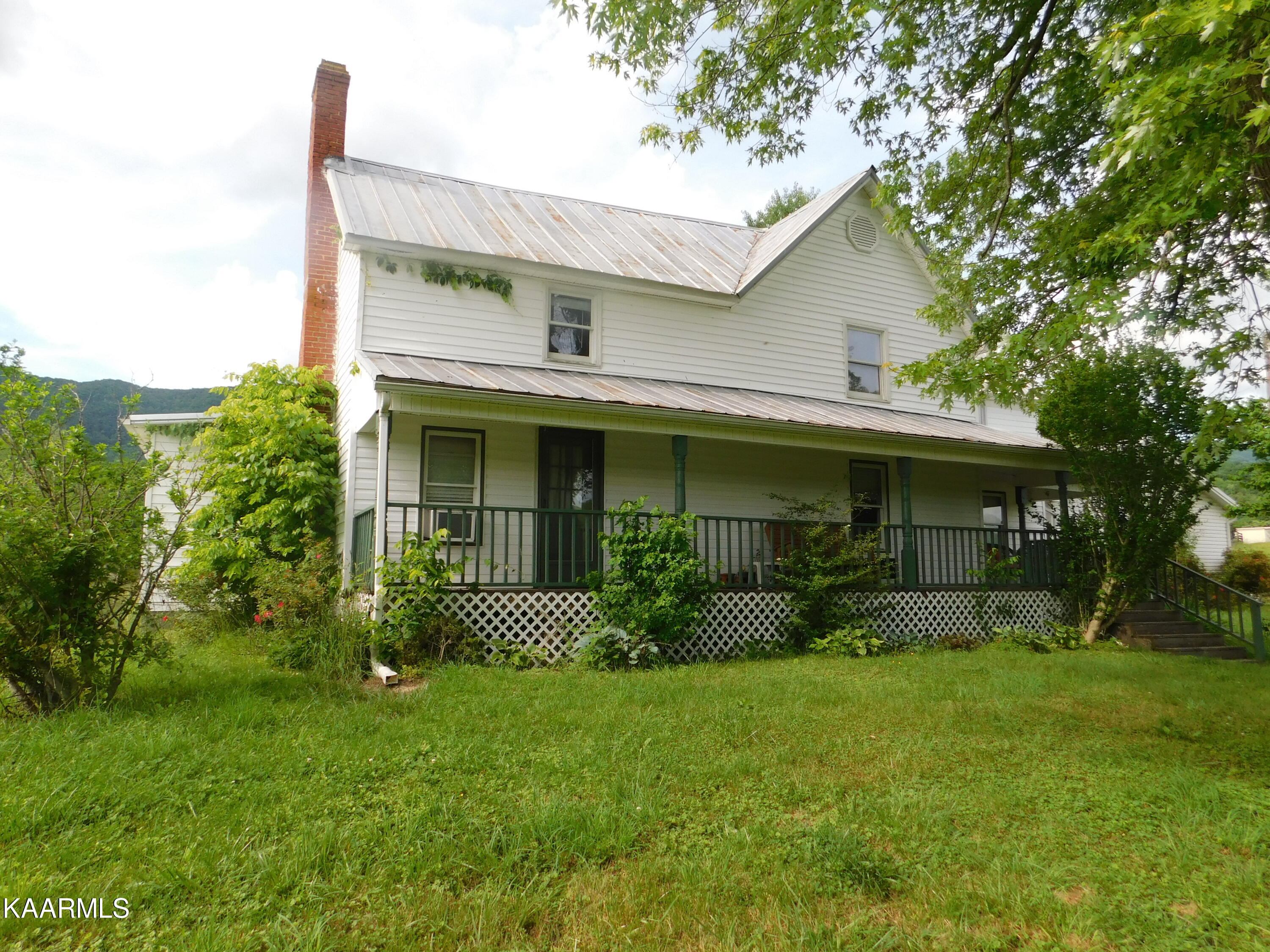 1374 Caylor Road Ewing, VA 24248 - Photo 4 of 45 DSCN0477