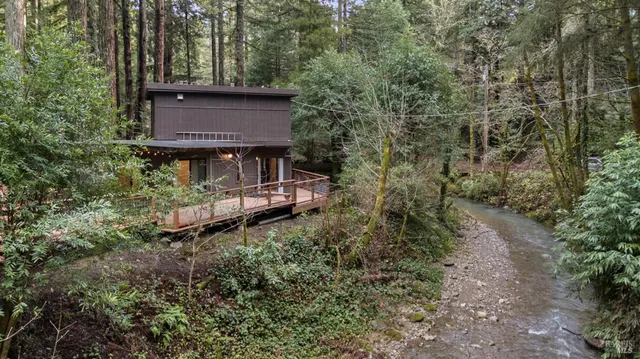 $599,000 | 16190 Fern Way, Guerneville, CA 95446