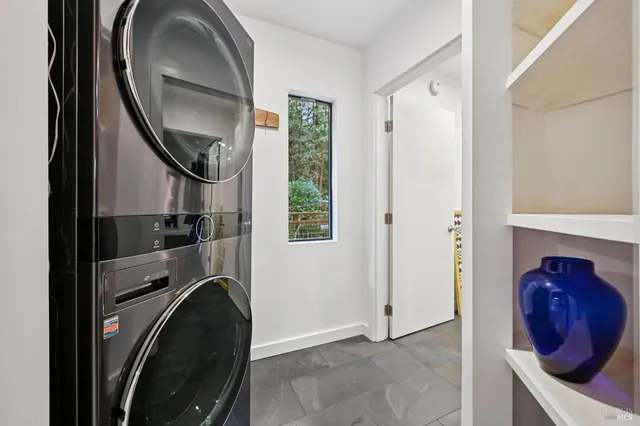 $599,000 | 16190 Fern Way, Guerneville, CA 95446