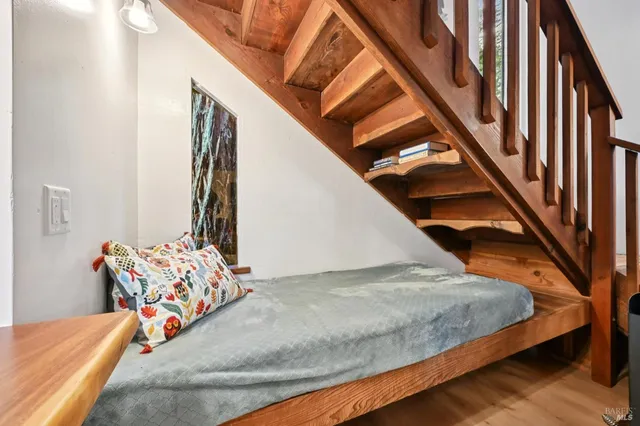 $599,000 | 16190 Fern Way, Guerneville, CA 95446