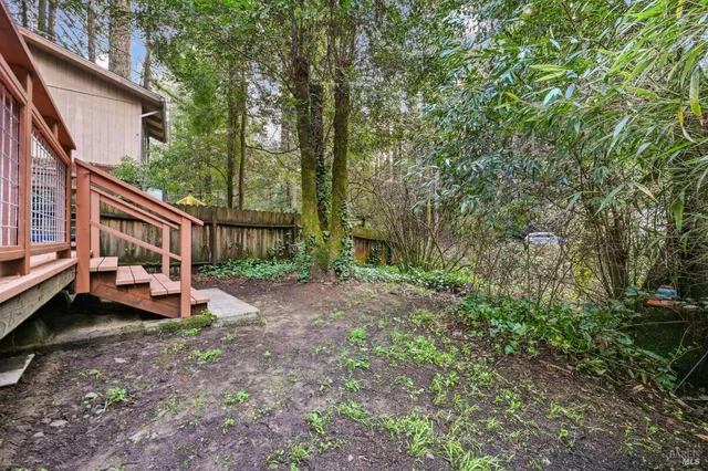 $599,000 | 16190 Fern Way, Guerneville, CA 95446
