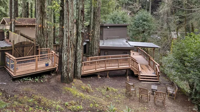 $599,000 | 16190 Fern Way, Guerneville, CA 95446