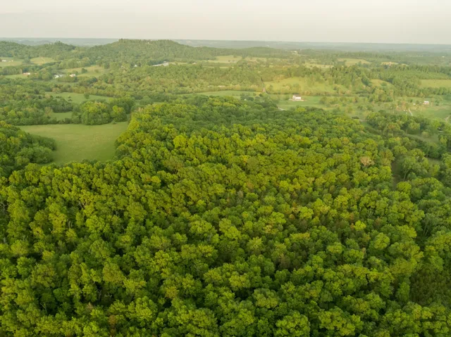 $1,150,000 | 775 Railroad Avenue, Wartrace, TN 37183