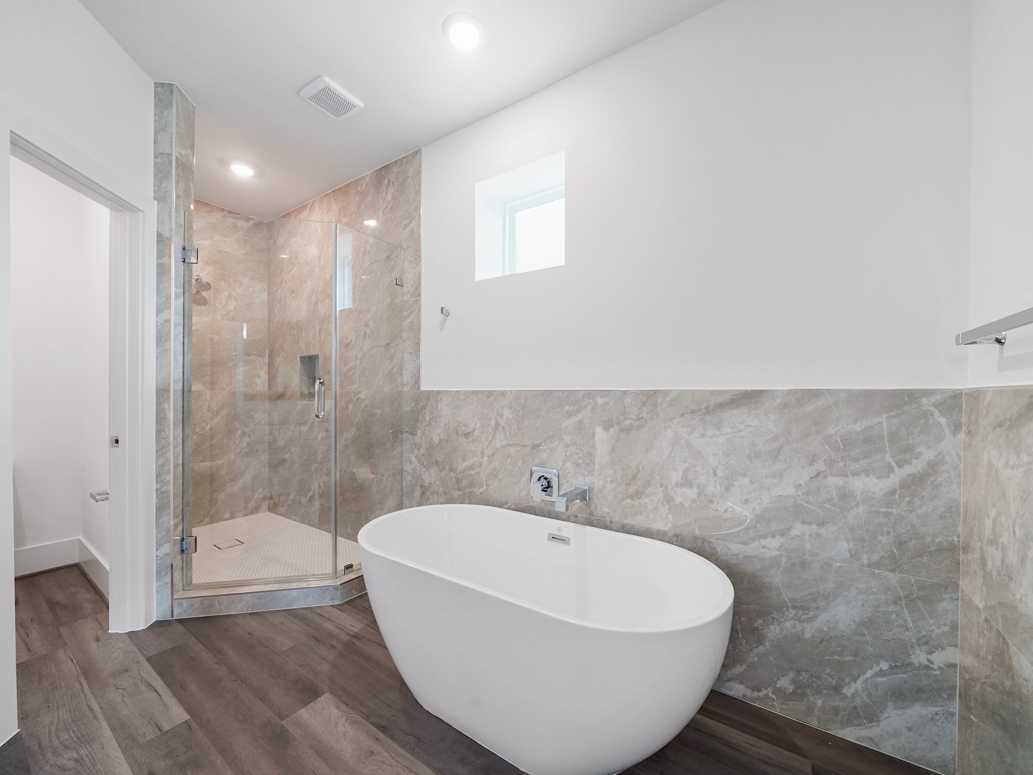 7502 Carver Road, Unit C Houston, TX 77088 - Photo 13 of 33 Photo Disclaimer: Photos are representative of the community and may depict a similar floor plan, model home, or previously completed residence.