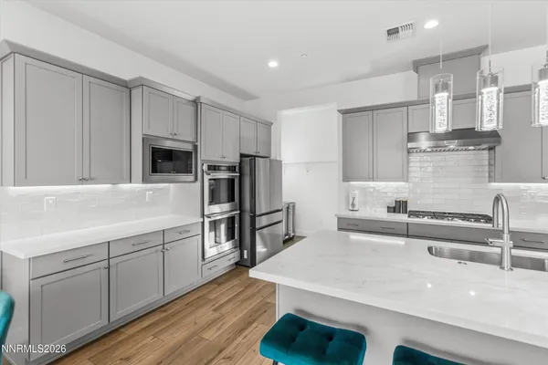 $899,990 | 325 South Pah Rah Rdg Drive, Sparks, NV 89441