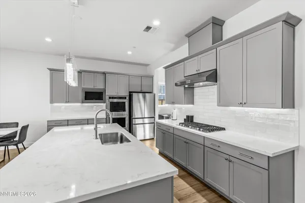 $899,990 | 325 South Pah Rah Rdg Drive, Sparks, NV 89441