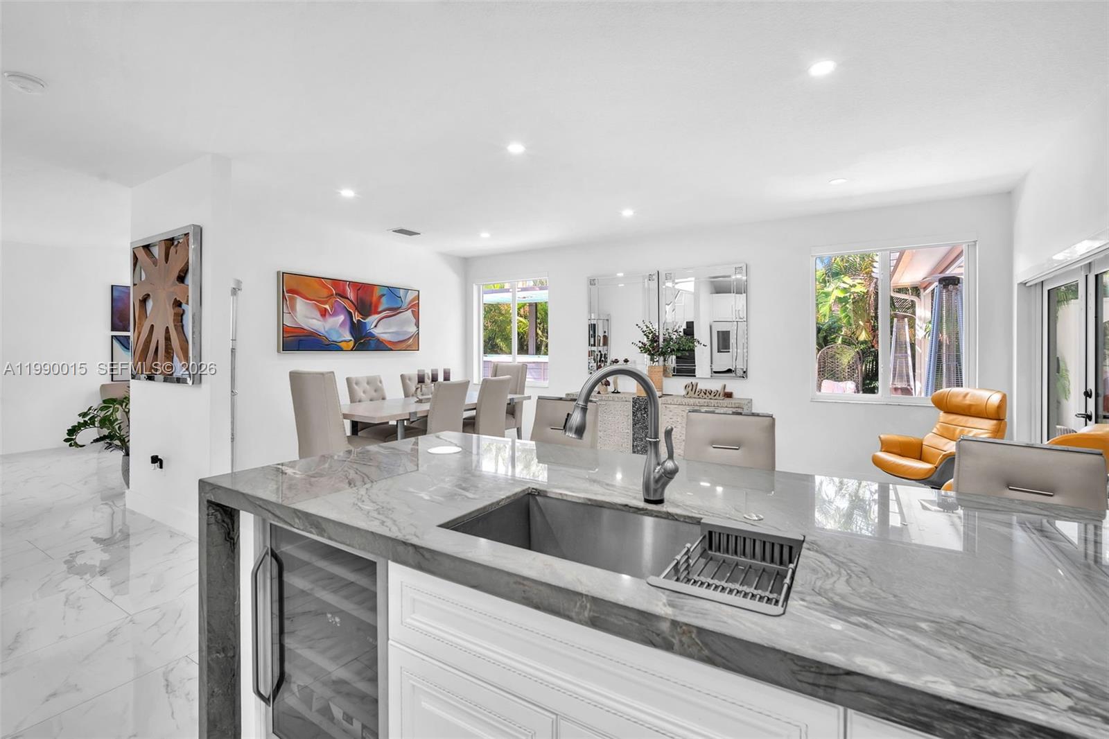 15965 Southwest 98th Street Miami, FL 33196 - Photo 16 of 53