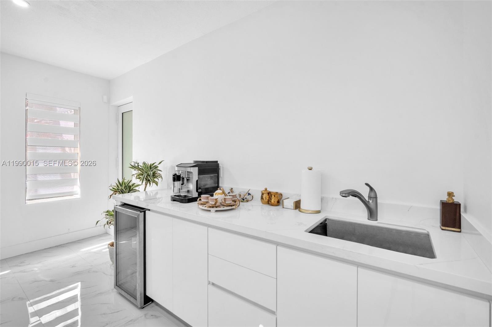 15965 Southwest 98th Street Miami, FL 33196 - Photo 25 of 53 sink in flex room