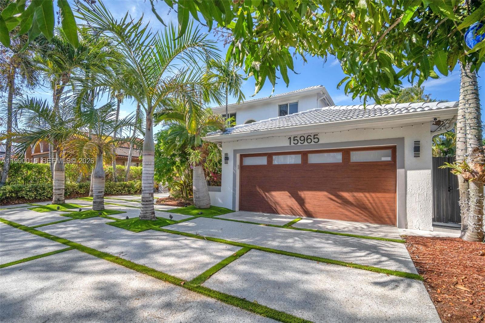 15965 Southwest 98th Street Miami, FL 33196 - Photo 7 of 53