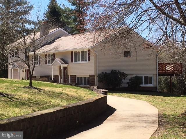 20824 Bell Bluff Road Gaithersburg, MD 20882 - Photo 2 of 29 Exterior (Front)