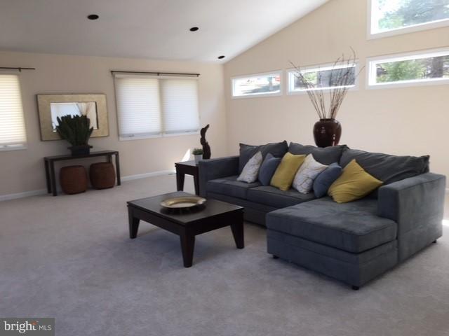 20824 Bell Bluff Road Gaithersburg, MD 20882 - Photo 13 of 29 Living Room