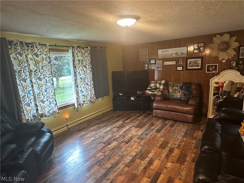 9581 Colton Road Windham, OH 44288 - Photo 7 of 14 Gallery Image 7