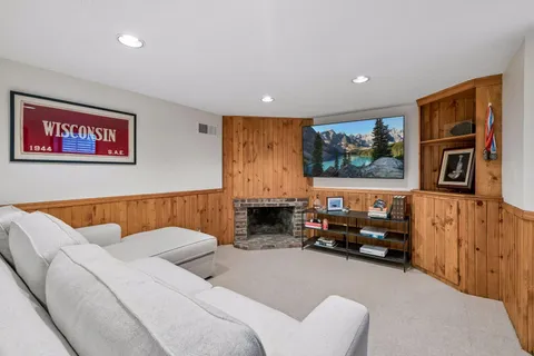$1,100,000 | 5316 Kellogg Avenue, Edina, MN 55424