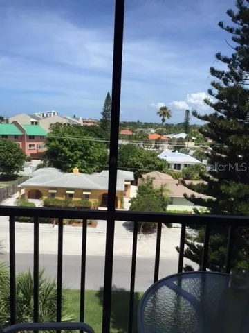 $6,500 | 1001 Benjamin Franklin Drive, Unit 505, Sarasota, FL 34236