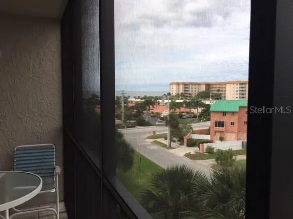 $6,500 | 1001 Benjamin Franklin Drive, Unit 505, Sarasota, FL 34236