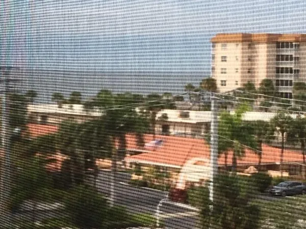 $6,500 | 1001 Benjamin Franklin Drive, Unit 505, Sarasota, FL 34236