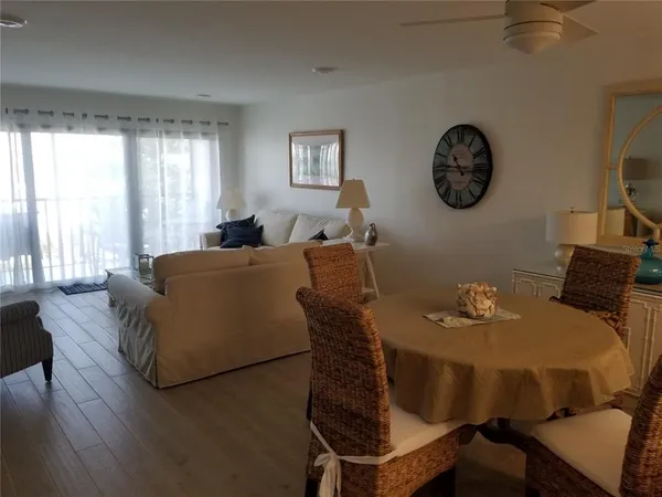 $6,500 | 1001 Benjamin Franklin Drive, Unit 505, Sarasota, FL 34236