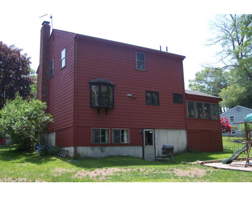 142 Larson Road Stoughton, MA 02072 - Photo 17 of 18 Gallery Image 17
