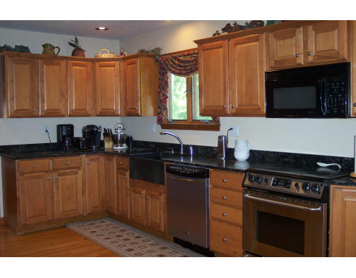 142 Larson Road Stoughton, MA 02072 - Photo 2 of 18 Gallery Image 2