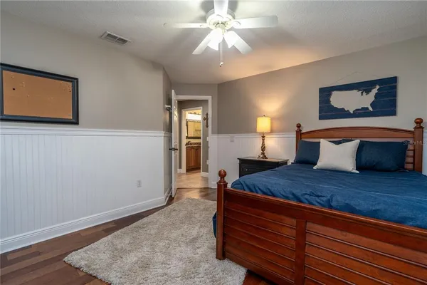 $4,300 | 3829 Spruce Pine Drive, Valrico, FL 33596