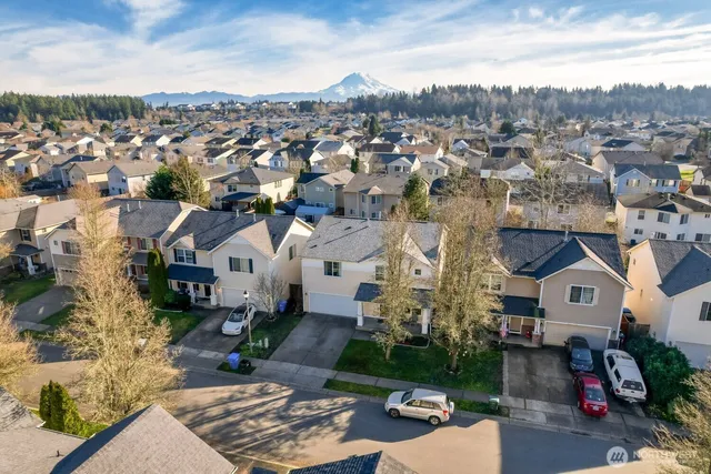 $619,999 | 18219 93rd Avenue East, Puyallup, WA 98375