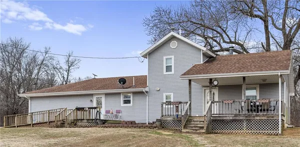 $425,000 | 13103 Tyree Road, Moundville, MO 64771