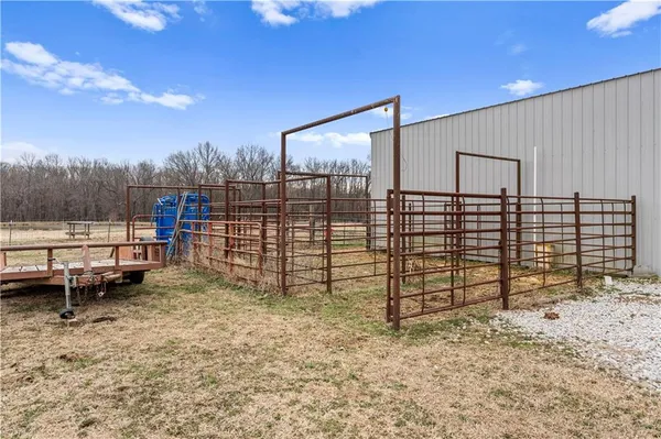 $425,000 | 13103 Tyree Road, Moundville, MO 64771