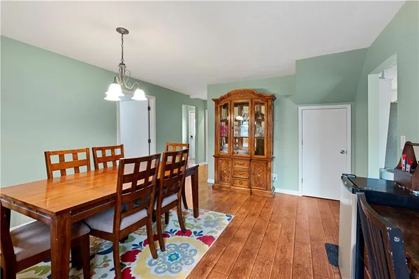 $425,000 | 13103 Tyree Road, Moundville, MO 64771