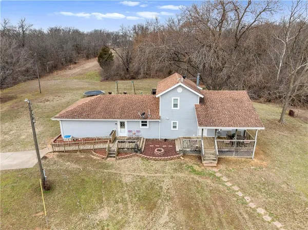 $425,000 | 13103 Tyree Road, Moundville, MO 64771