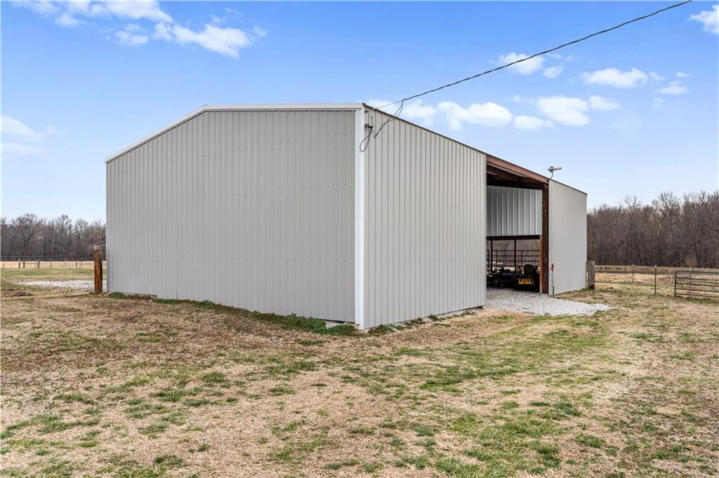 13103 Tyree Road Moundville, MO 64771 - Photo 7 of 40