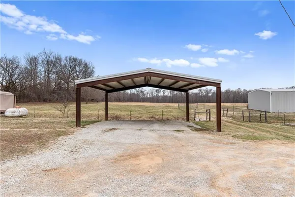 $425,000 | 13103 Tyree Road, Moundville, MO 64771