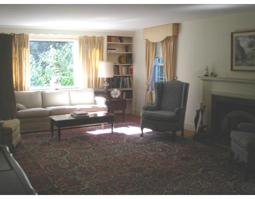 6 Juniper Road Andover, MA 01810 - Photo 3 of 5 Gallery Image 3