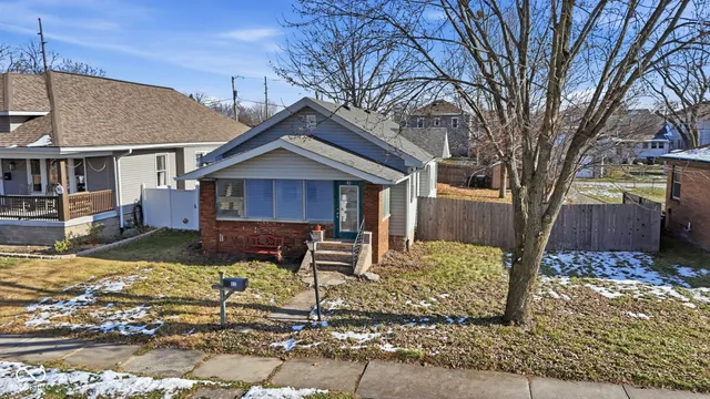 $185,000 | 81 North 8th Avenue, Beech Grove, IN 46107