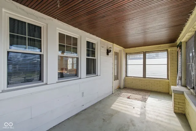 $185,000 | 81 North 8th Avenue, Beech Grove, IN 46107