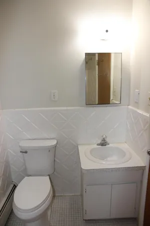 $1,800 | 1257 Island Drive, Unit 203, Ann Arbor, MI 48105