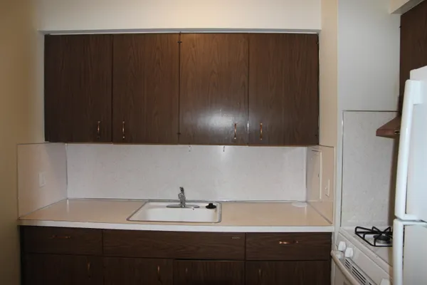 $1,800 | 1257 Island Drive, Unit 203, Ann Arbor, MI 48105