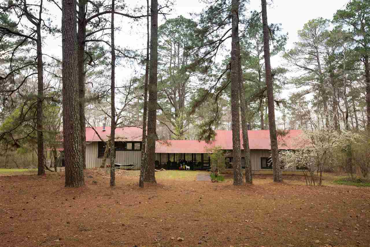 1075 Davis Crossing Road Canton, MS 39046 - Photo 1 of 33 Photo 1
