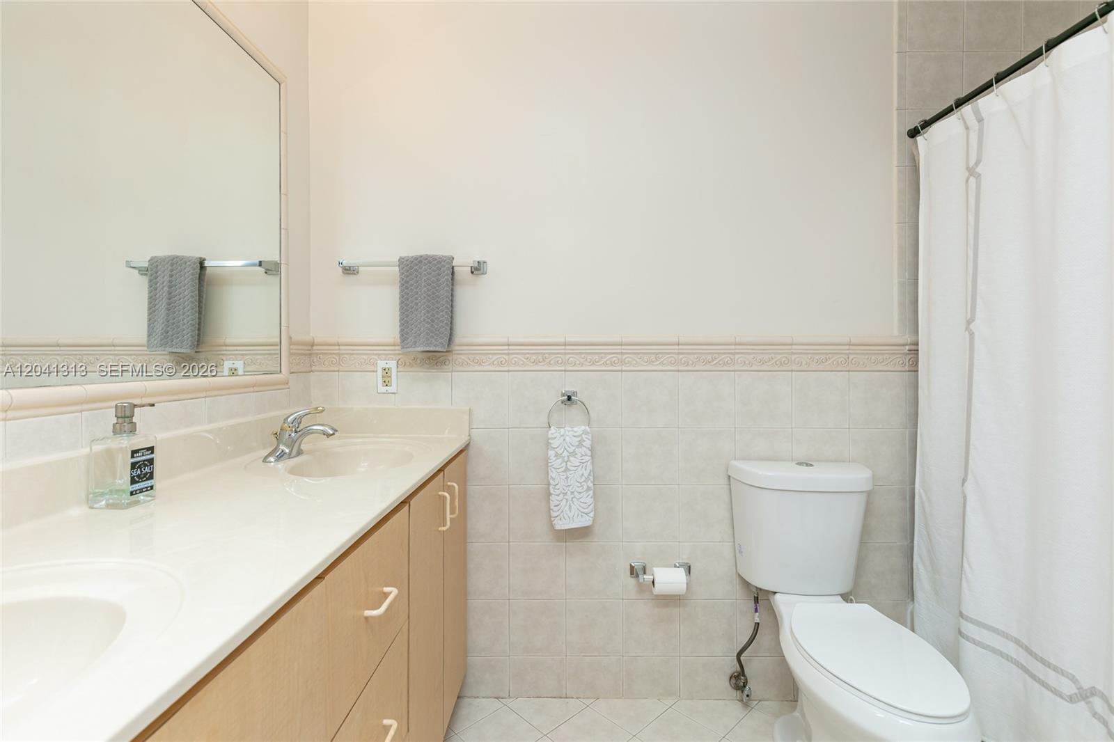 5760 Southwest 51st Street Miami, FL 33155 - Photo 29 of 37