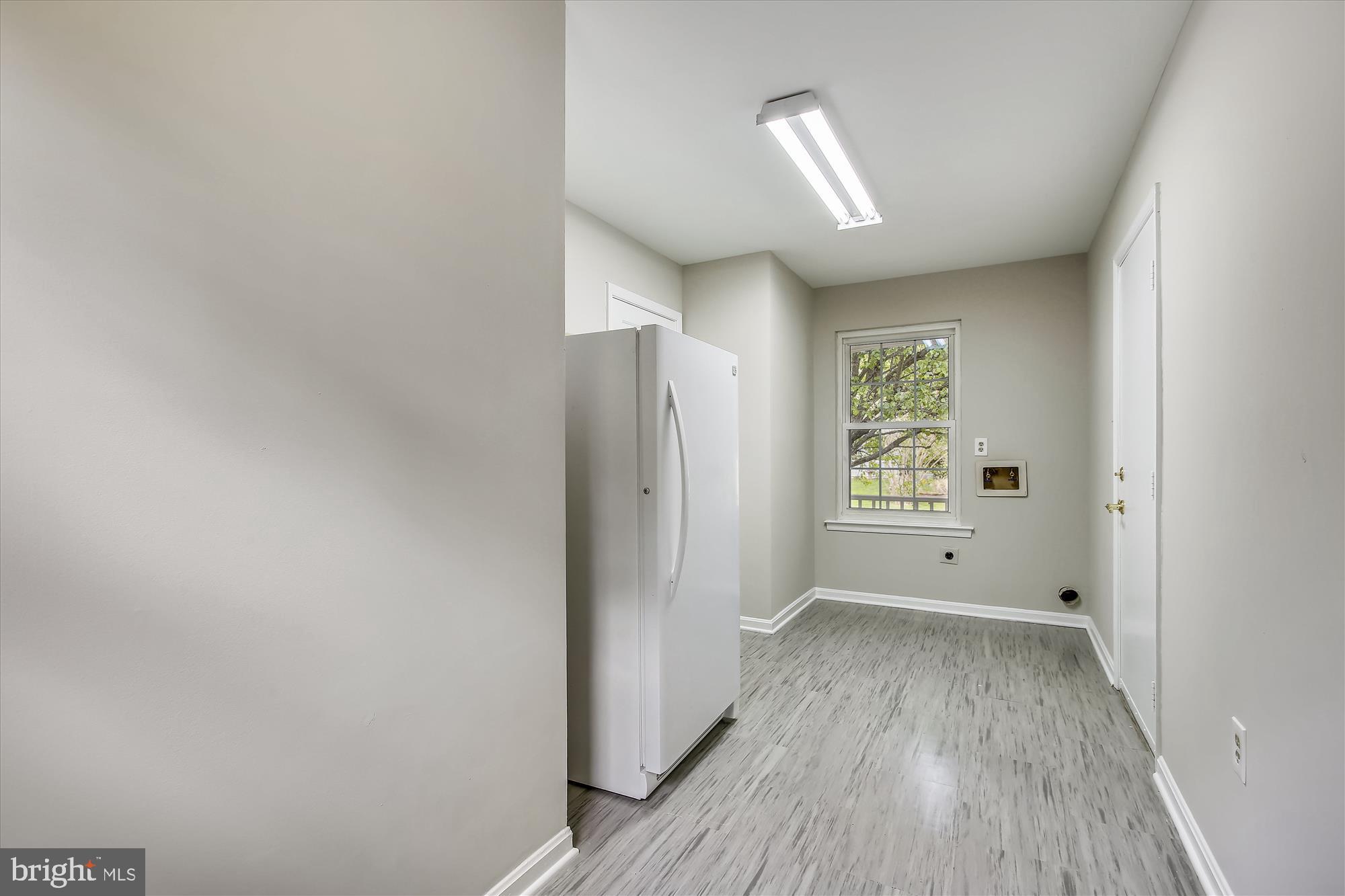 826 Potomac Ridge Court Sterling, VA 20164 - Photo 22 of 55 Mudroom