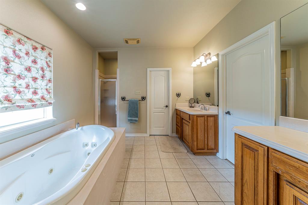 1502 Farm To Market 113 Weatherford, TX 76088 - Photo 12 of 40