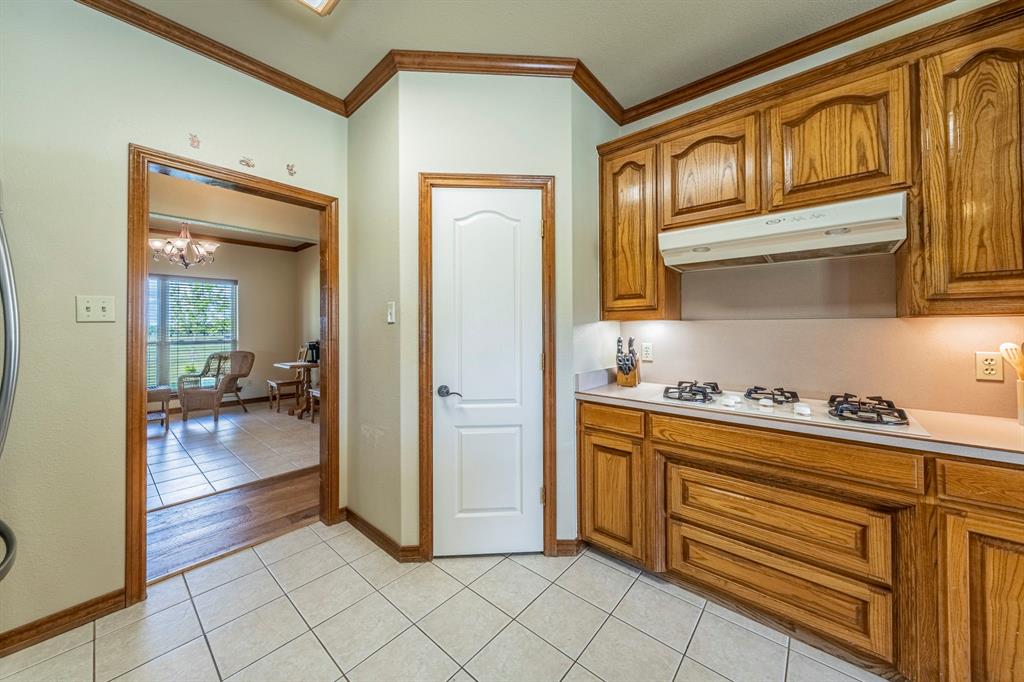1502 Farm To Market 113 Weatherford, TX 76088 - Photo 7 of 40