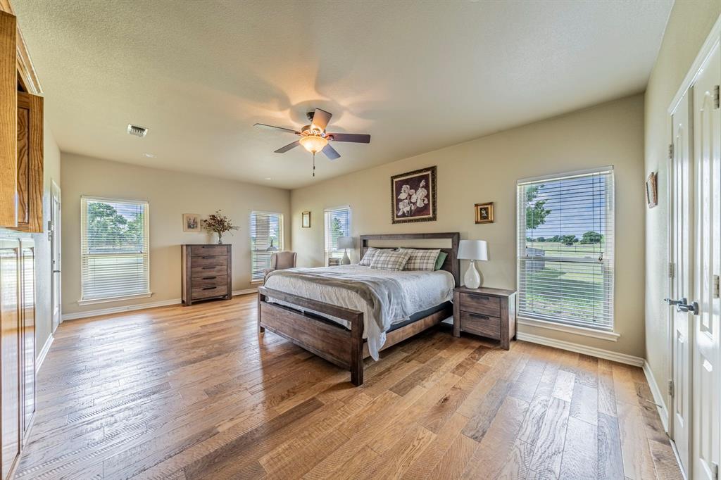 1502 Farm To Market 113 Weatherford, TX 76088 - Photo 10 of 40