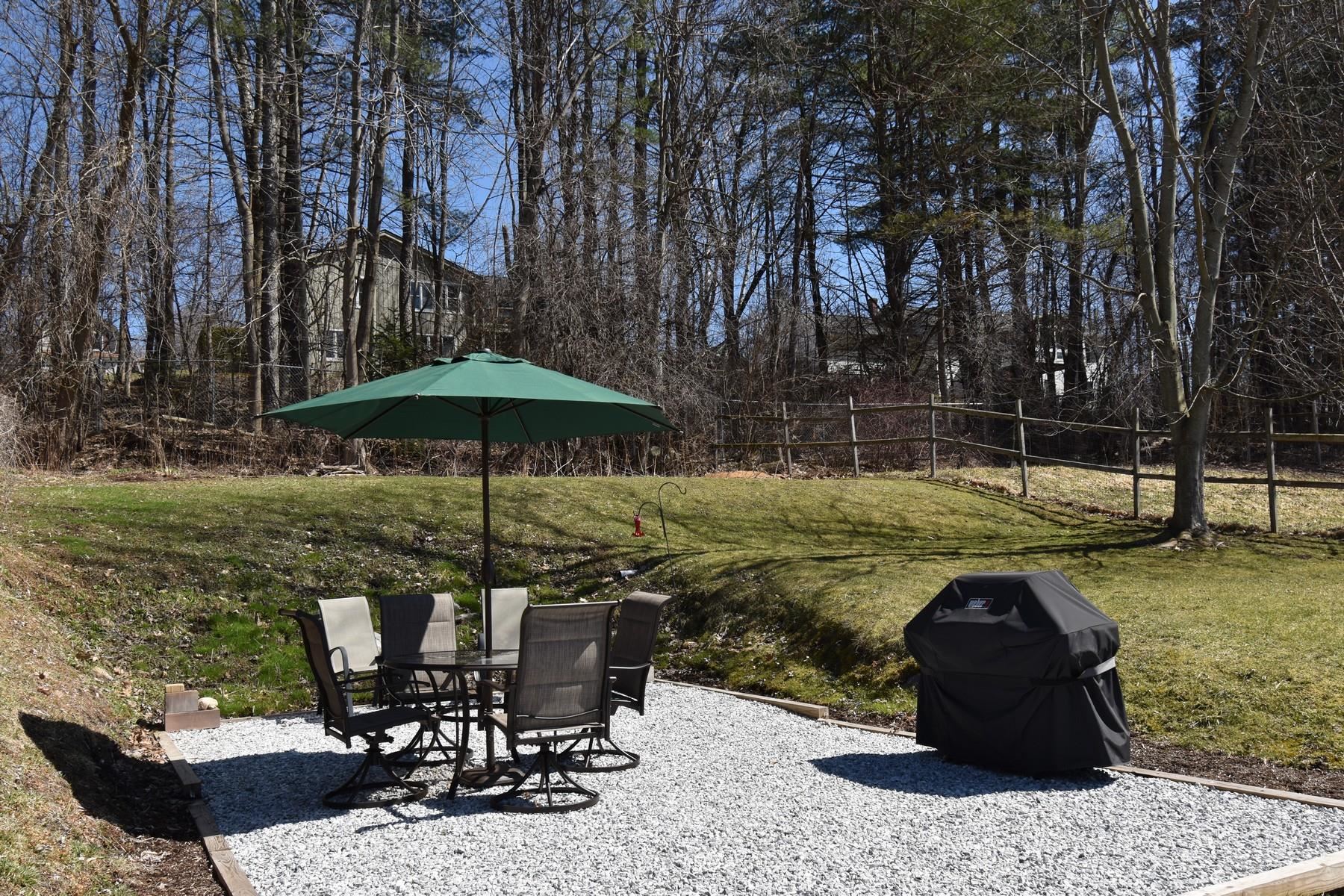 162 Baxter Street Rutland, VT 05701 - Photo 3 of 35 Gallery Image 3