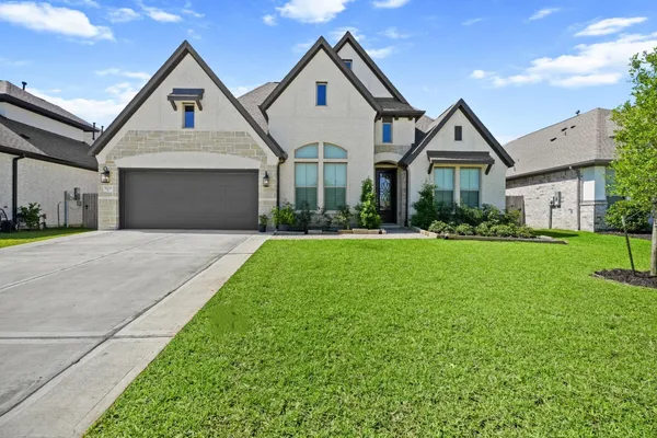 $3,900 | 929 Wormwood Drive, League City, TX 77573